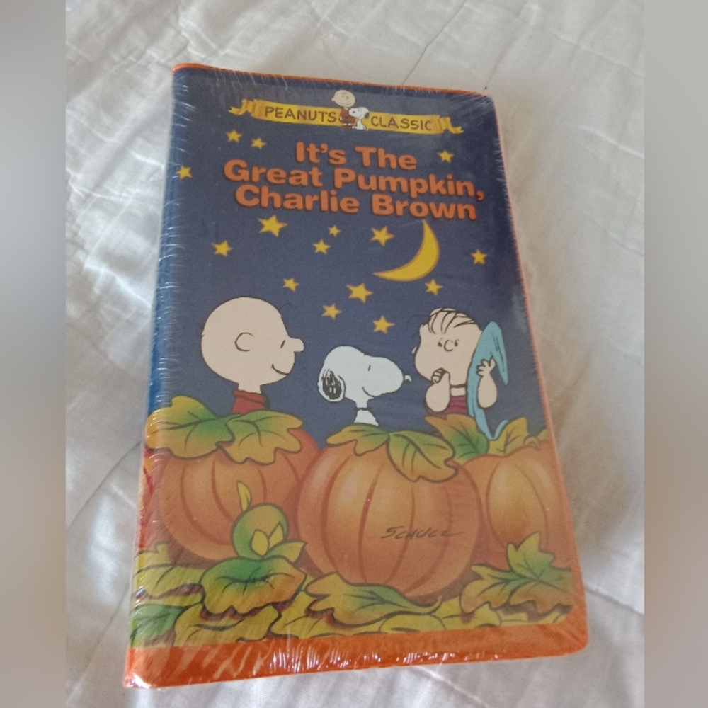 Vintage Sealed Halloween Peanuts Classic Its The Great Pumpkin Charlie Brown VHS